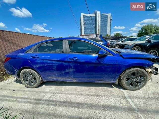 Синий Хендай Элантра, объемом двигателя 2 л и пробегом 83 тыс. км за 8900 $, фото 5 на Automoto.ua