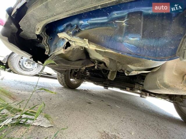 Синий Хендай Элантра, объемом двигателя 2 л и пробегом 83 тыс. км за 8900 $, фото 9 на Automoto.ua