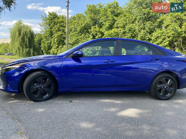 Синий Хендай Элантра, объемом двигателя 1.98 л и пробегом 79 тыс. км за 17750 $, фото 2 на Automoto.ua