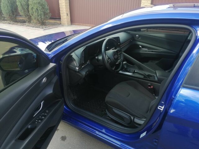 Синий Хендай Элантра, объемом двигателя 2 л и пробегом 21 тыс. км за 19900 $, фото 9 на Automoto.ua