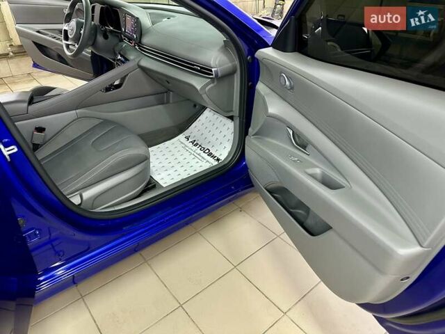 Хендай Элантра 2021 в Сумах на Automoto.ua Синий Хендай Элантра, объемом двигателя 1.58 л и пробегом 136 тыс. км за 17999 $, фото 45 на Automoto.ua