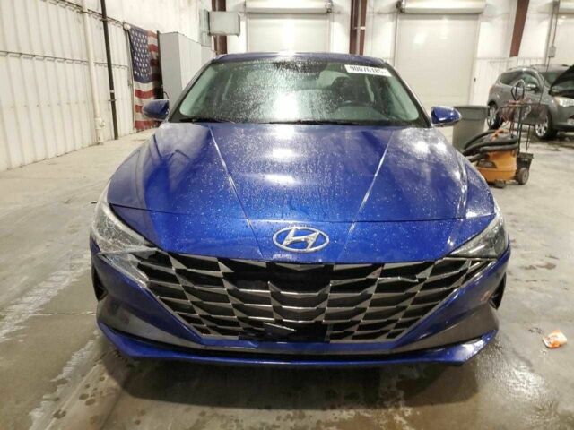 Синий Хендай Элантра, объемом двигателя 2 л и пробегом 92 тыс. км за 3800 $, фото 4 на Automoto.ua