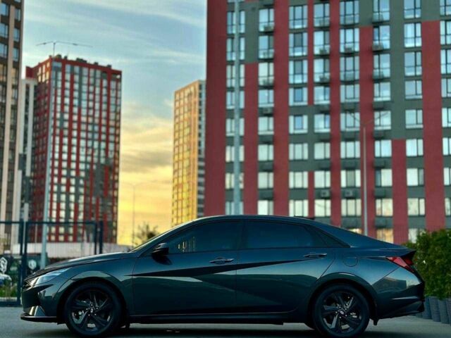 Синий Хендай Элантра, объемом двигателя 2 л и пробегом 118 тыс. км за 18800 $, фото 7 на Automoto.ua