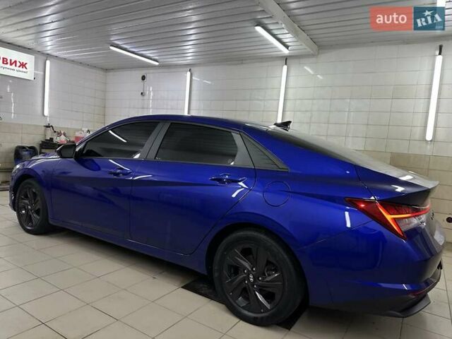 Хендай Элантра 2021 в Сумах на Automoto.ua Синий Хендай Элантра, объемом двигателя 1.58 л и пробегом 136 тыс. км за 17999 $, фото 32 на Automoto.ua