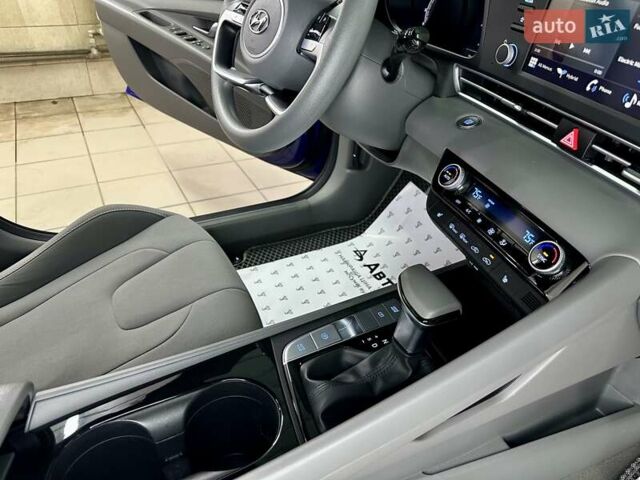 Хендай Элантра 2021 в Сумах на Automoto.ua Синий Хендай Элантра, объемом двигателя 1.58 л и пробегом 136 тыс. км за 17999 $, фото 35 на Automoto.ua