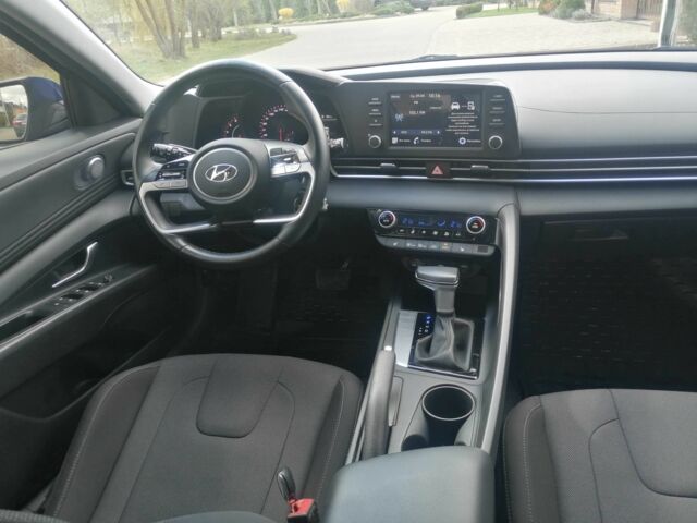 Синий Хендай Элантра, объемом двигателя 2 л и пробегом 21 тыс. км за 19900 $, фото 13 на Automoto.ua