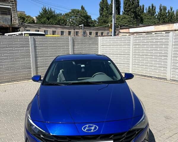 Синий Хендай Элантра, объемом двигателя 2 л и пробегом 39 тыс. км за 19500 $, фото 1 на Automoto.ua