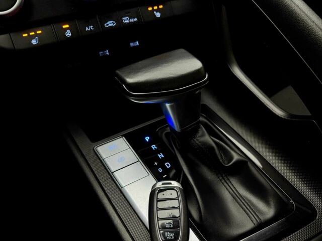 Синий Хендай Элантра, объемом двигателя 2 л и пробегом 109 тыс. км за 16500 $, фото 21 на Automoto.ua