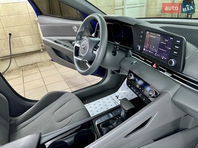 Хендай Элантра 2021 в Сумах на Automoto.ua Синий Хендай Элантра, объемом двигателя 1.58 л и пробегом 136 тыс. км за 17999 $, фото 33 на Automoto.ua