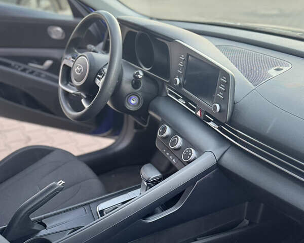 Синій Хендай Елантра, об'ємом двигуна 2 л та пробігом 66 тис. км за 16990 $, фото 13 на Automoto.ua