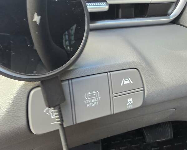 Хендай Элантра 2023 в Киеве на Automoto.ua Синий Хендай Элантра, объемом двигателя 1.58 л и пробегом 90 тыс. км за 25500 $, фото 19 на Automoto.ua