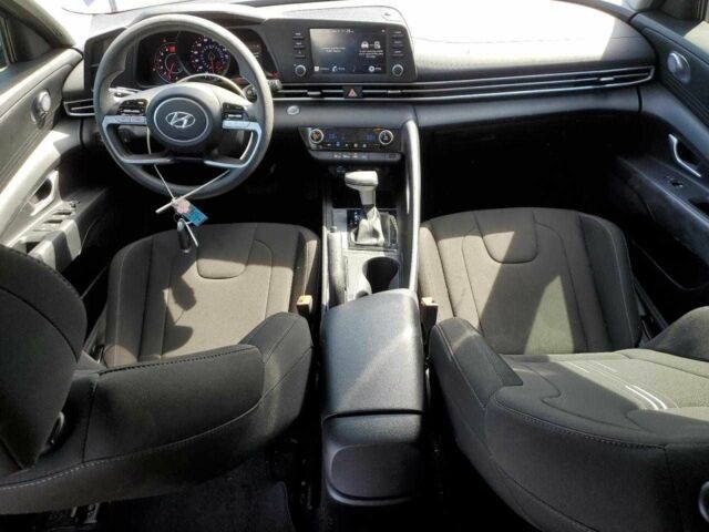 Хендай Элантра 2023 в Киеве на Automoto.ua Синий Хендай Элантра, объемом двигателя 2 л и пробегом 38 тыс. км за 5800 $, фото 7 на Automoto.ua