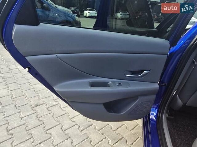 Хендай Элантра 2023 в Киеве на Automoto.ua Синий Хендай Элантра, объемом двигателя 1.58 л и пробегом 90 тыс. км за 25500 $, фото 36 на Automoto.ua