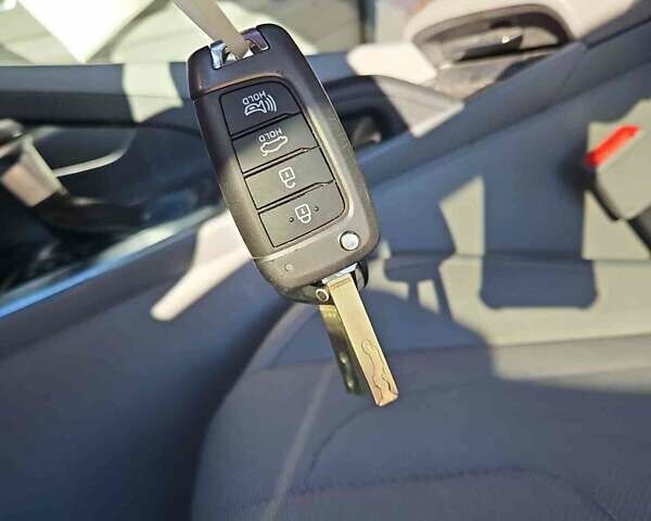 Синий Хендай Элантра, объемом двигателя 2 л и пробегом 44 тыс. км за 10700 $, фото 18 на Automoto.ua