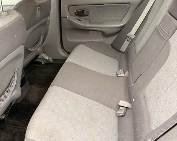 Зеленый Хендай Элантра, объемом двигателя 1.6 л и пробегом 195 тыс. км за 5500 $, фото 13 на Automoto.ua