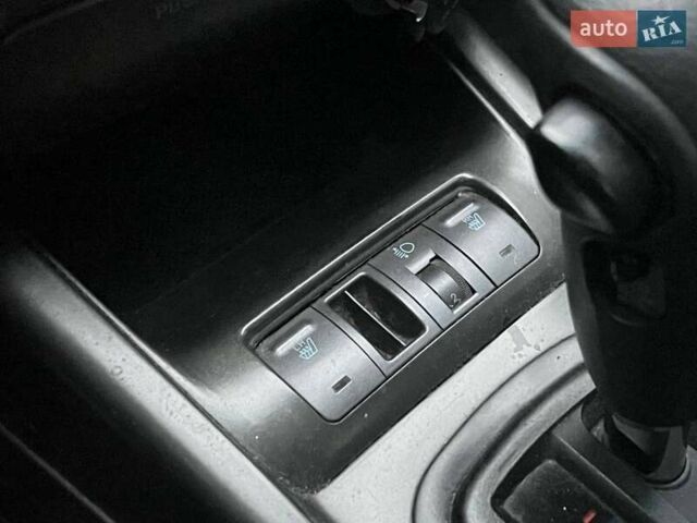 Зеленый Хендай Элантра, объемом двигателя 1.6 л и пробегом 196 тыс. км за 4990 $, фото 17 на Automoto.ua