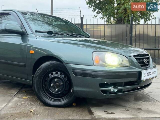 Зеленый Хендай Элантра, объемом двигателя 1.6 л и пробегом 196 тыс. км за 4990 $, фото 3 на Automoto.ua