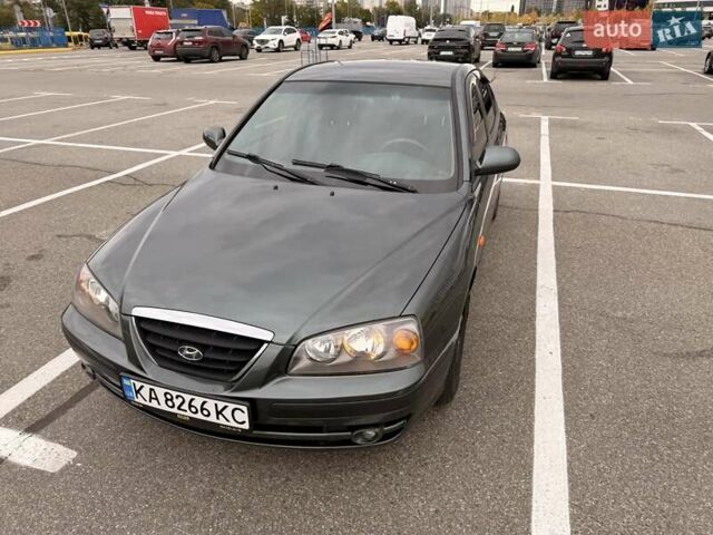 Зеленый Хендай Элантра, объемом двигателя 1.6 л и пробегом 195 тыс. км за 5500 $, фото 2 на Automoto.ua