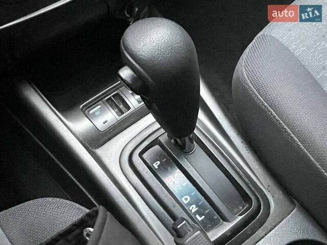 Зеленый Хендай Элантра, объемом двигателя 1.6 л и пробегом 196 тыс. км за 4990 $, фото 18 на Automoto.ua