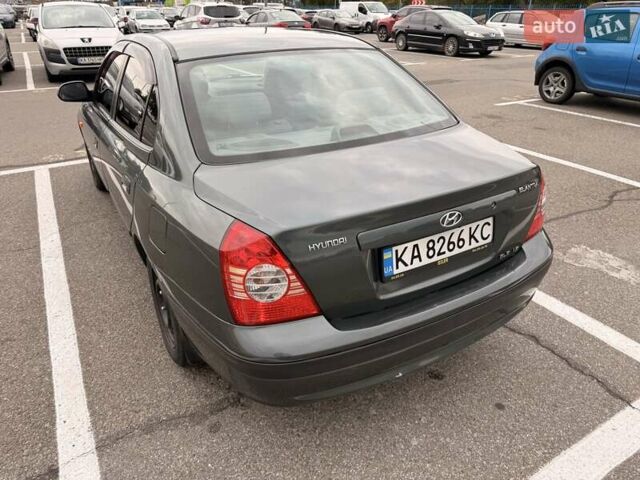 Зеленый Хендай Элантра, объемом двигателя 1.6 л и пробегом 195 тыс. км за 5500 $, фото 6 на Automoto.ua