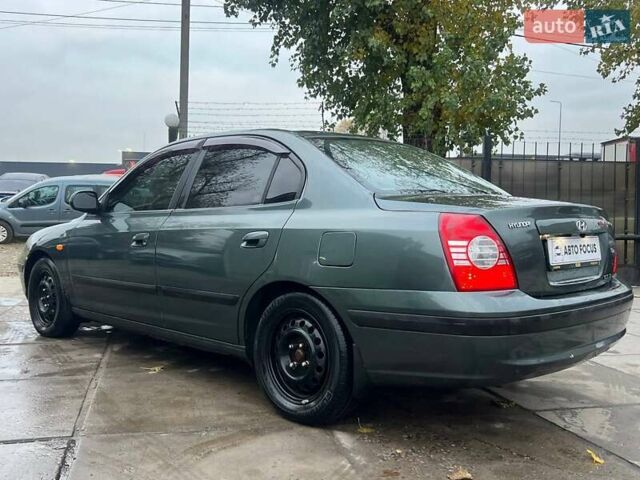 Зеленый Хендай Элантра, объемом двигателя 1.6 л и пробегом 196 тыс. км за 4990 $, фото 4 на Automoto.ua