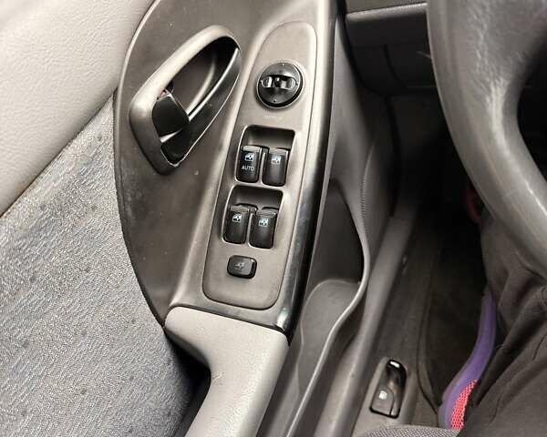 Зеленый Хендай Элантра, объемом двигателя 1.6 л и пробегом 195 тыс. км за 5500 $, фото 9 на Automoto.ua