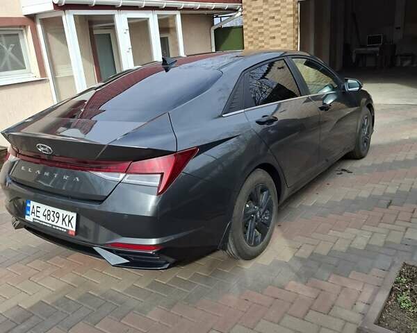 Зеленый Хендай Элантра, объемом двигателя 1.59 л и пробегом 52 тыс. км за 18000 $, фото 4 на Automoto.ua