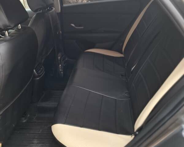 Зеленый Хендай Элантра, объемом двигателя 1.59 л и пробегом 52 тыс. км за 18000 $, фото 1 на Automoto.ua