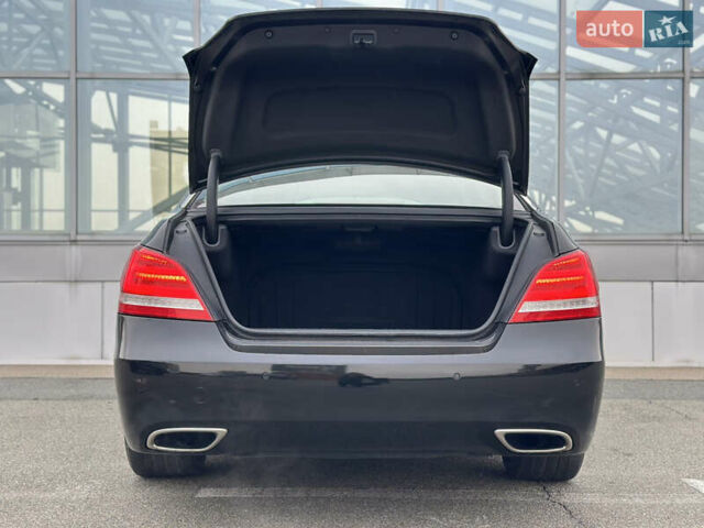 Хендай Экус 2015 в Киеве на Automoto.ua Черный Хендай Экус, объемом двигателя 5 л и пробегом 116 тыс. км за 17490 $, фото 22 на Automoto.ua