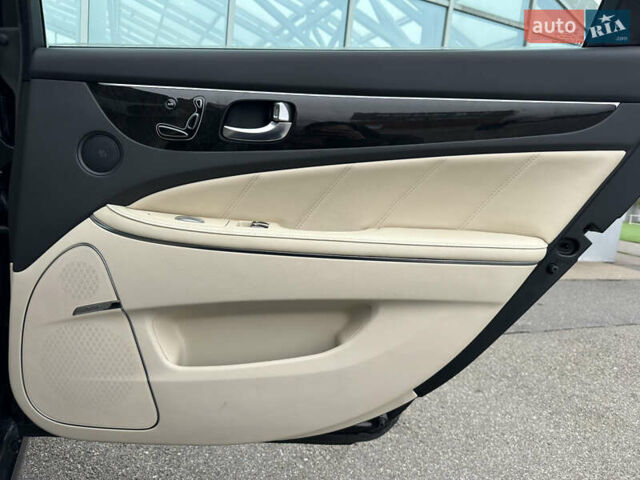 Хендай Экус 2015 в Киеве на Automoto.ua Черный Хендай Экус, объемом двигателя 5 л и пробегом 116 тыс. км за 17490 $, фото 42 на Automoto.ua