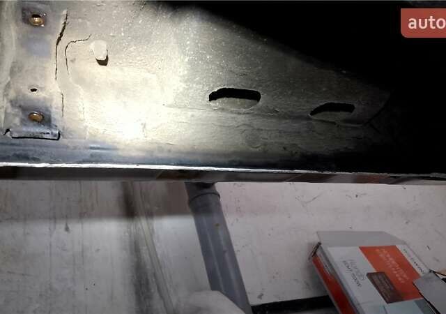 Серый Хендай Галлопер, объемом двигателя 3 л и пробегом 170 тыс. км за 6000 $, фото 6 на Automoto.ua