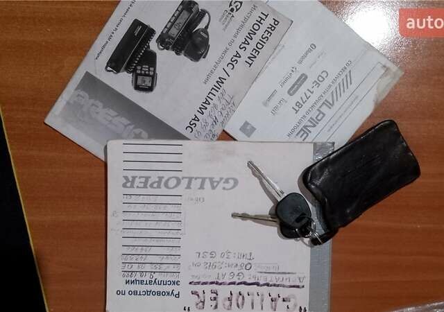 Серый Хендай Галлопер, объемом двигателя 3 л и пробегом 170 тыс. км за 6000 $, фото 1 на Automoto.ua