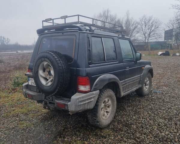 Синій Хендай Галлопер, об'ємом двигуна 2.5 л та пробігом 150 тис. км за 5350 $, фото 4 на Automoto.ua