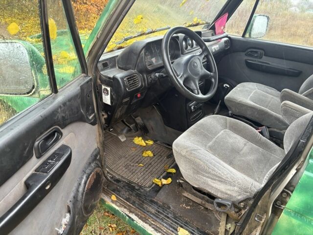 Зелений Хендай Галлопер, об'ємом двигуна 2.5 л та пробігом 300 тис. км за 2500 $, фото 2 на Automoto.ua