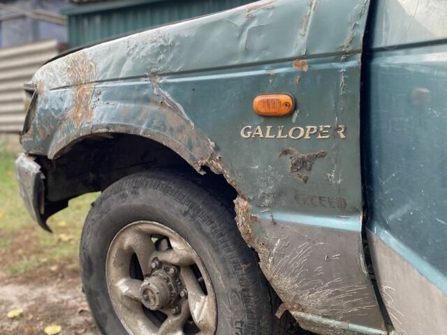 Зеленый Хендай Галлопер, объемом двигателя 2.5 л и пробегом 270 тыс. км за 2000 $, фото 7 на Automoto.ua