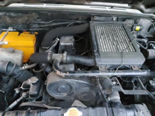 Зеленый Хендай Галлопер, объемом двигателя 2.5 л и пробегом 3 тыс. км за 160000 $, фото 3 на Automoto.ua