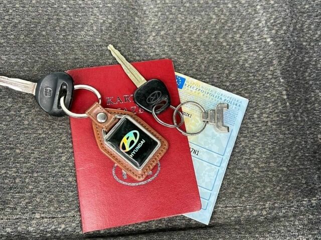 Зеленый Хендай Галлопер, объемом двигателя 2.5 л и пробегом 301 тыс. км за 3500 $, фото 1 на Automoto.ua