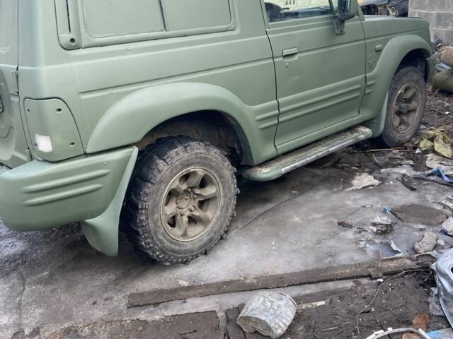 Зелений Хендай Галлопер, об'ємом двигуна 0.25 л та пробігом 200 тис. км за 1300 $, фото 3 на Automoto.ua