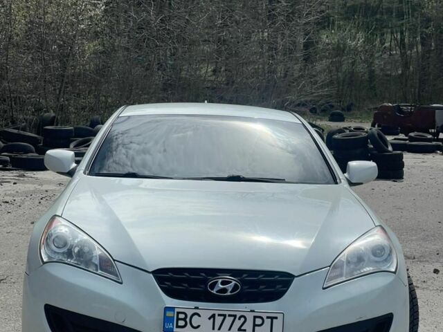 Білий Хендай Генезис, об'ємом двигуна 2 л та пробігом 130 тис. км за 7000 $, фото 5 на Automoto.ua