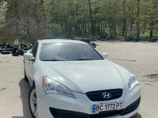 Білий Хендай Генезис, об'ємом двигуна 2 л та пробігом 130 тис. км за 7000 $, фото 2 на Automoto.ua