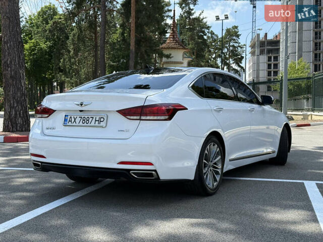 Белый Хендай Генезис, объемом двигателя 3.78 л и пробегом 88 тыс. км за 19400 $, фото 7 на Automoto.ua