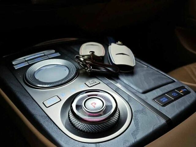 Белый Хендай Генезис, объемом двигателя 2.2 л и пробегом 28 тыс. км за 24000 $, фото 7 на Automoto.ua