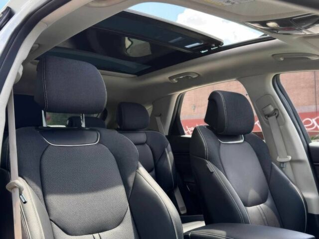 Хендай Генезис 2024 в Днепре (Днепропетровске) на Automoto.ua Белый Хендай Генезис, объемом двигателя 0 л и пробегом 16 тыс. км за 23000 $, фото 7 на Automoto.ua