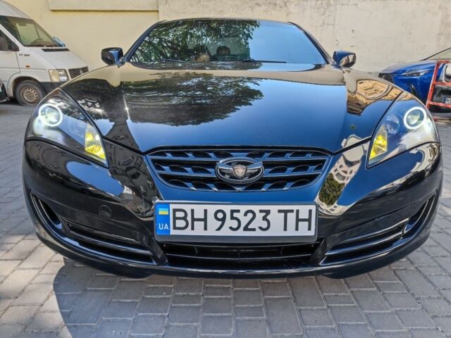 Черный Хендай Генезис, объемом двигателя 2 л и пробегом 232 тыс. км за 8999 $, фото 5 на Automoto.ua