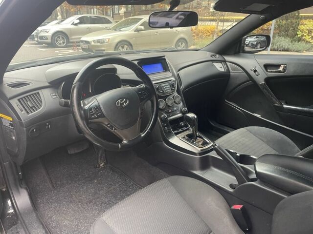 Черный Хендай Генезис, объемом двигателя 2 л и пробегом 159 тыс. км за 9200 $, фото 6 на Automoto.ua