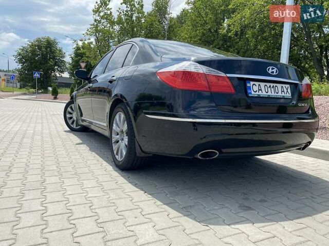 Черный Хендай Генезис, объемом двигателя 3.8 л и пробегом 220 тыс. км за 9500 $, фото 6 на Automoto.ua