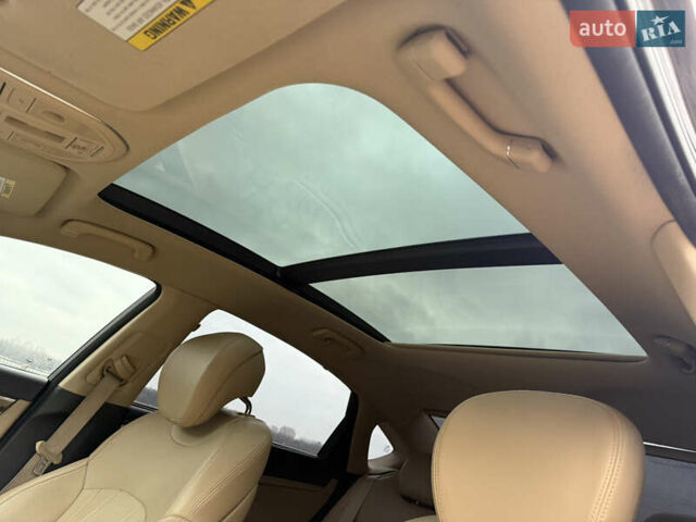 Черный Хендай Генезис, объемом двигателя 3.78 л и пробегом 125 тыс. км за 18999 $, фото 11 на Automoto.ua