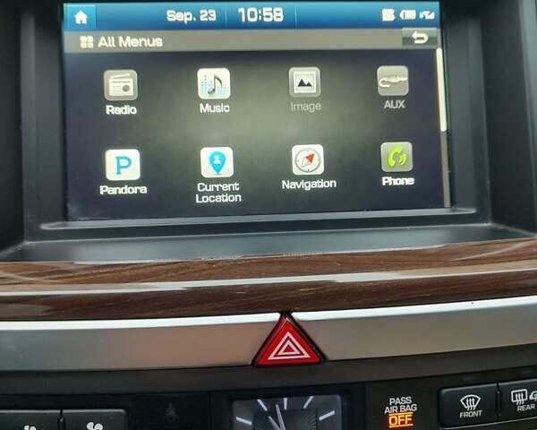 Чорний Хендай Генезис, об'ємом двигуна 3.78 л та пробігом 140 тис. км за 14500 $, фото 17 на Automoto.ua