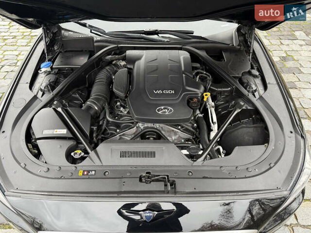 Черный Хендай Генезис, объемом двигателя 3.78 л и пробегом 125 тыс. км за 18999 $, фото 7 на Automoto.ua