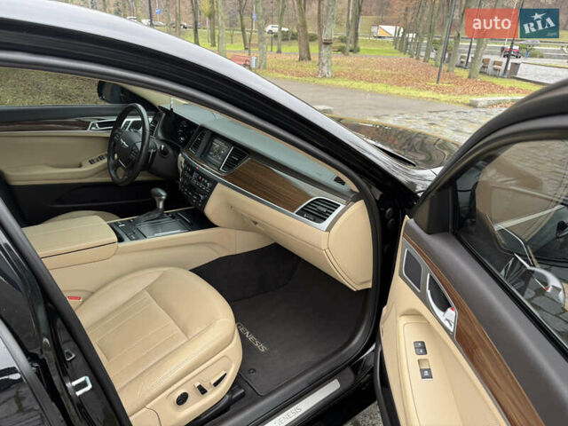 Черный Хендай Генезис, объемом двигателя 3.78 л и пробегом 125 тыс. км за 18999 $, фото 4 на Automoto.ua